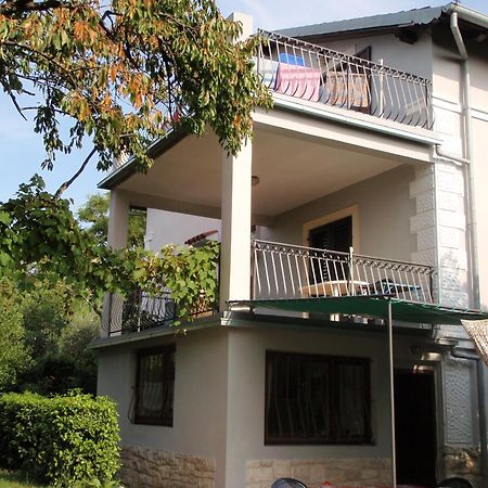 Apartments Miri ザンブラティヤ エクステリア 写真