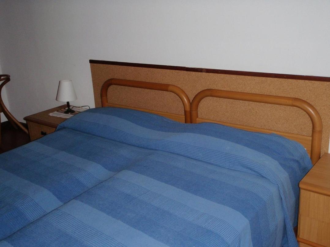 Apartments Miri ザンブラティヤ エクステリア 写真