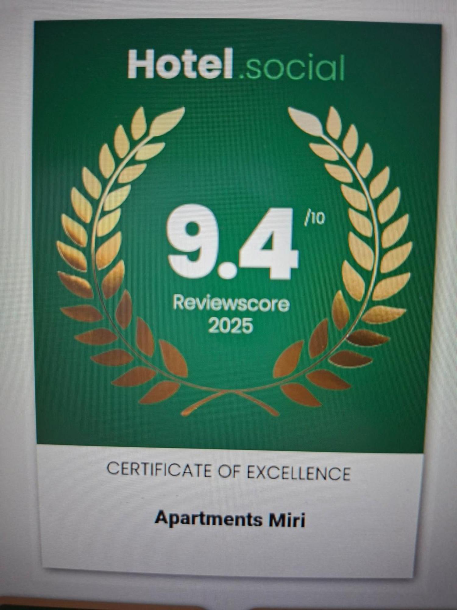 Apartments Miri ザンブラティヤ エクステリア 写真